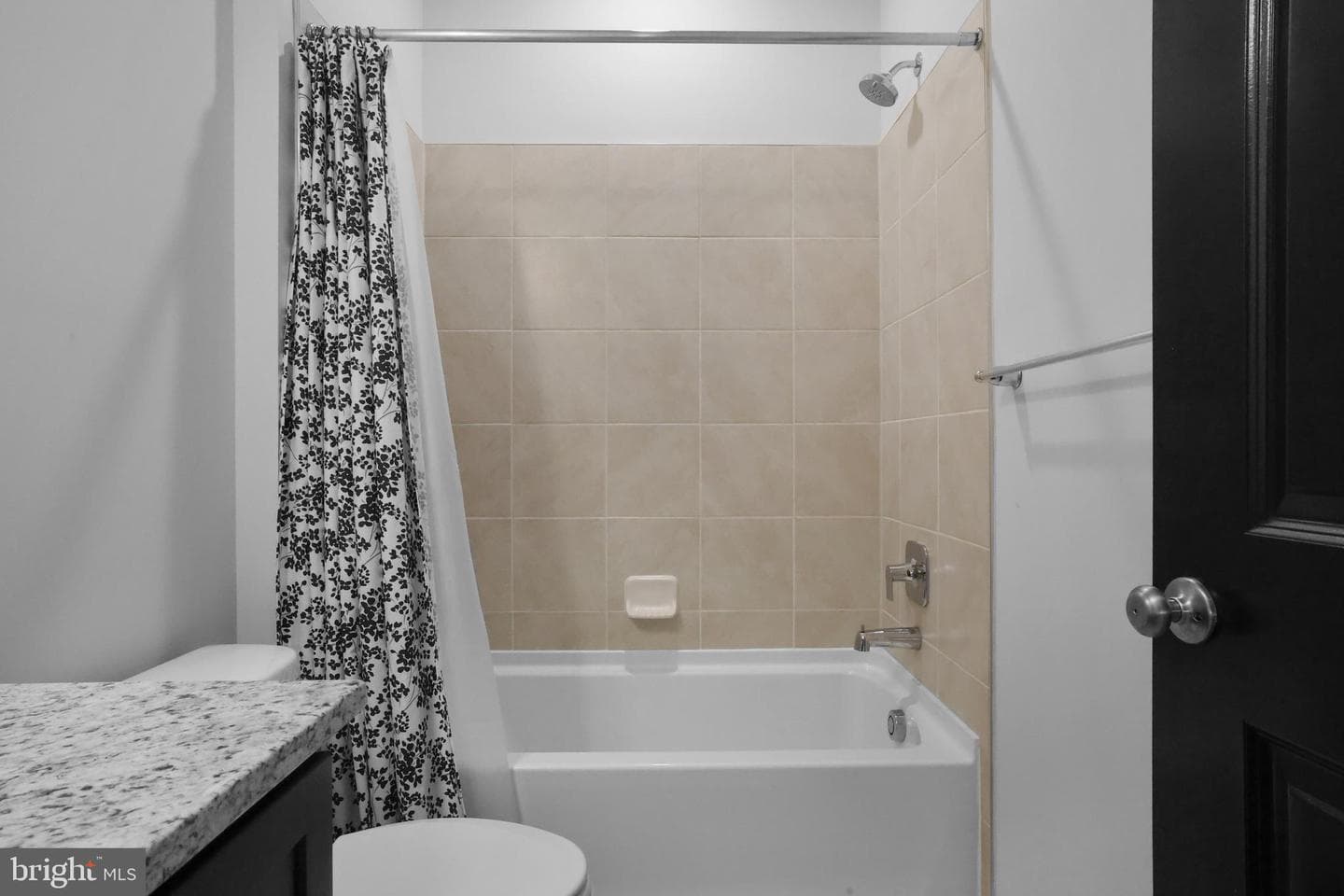 854 Amity Street photo 31
