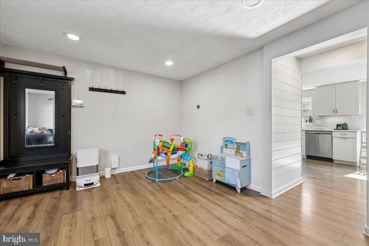 1476 Dockside Court photo 10