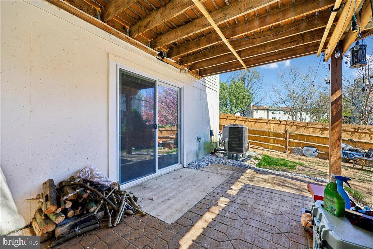 1476 Dockside Court photo 30