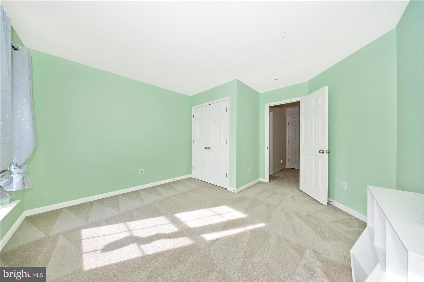 705 Sewell Drive photo 30