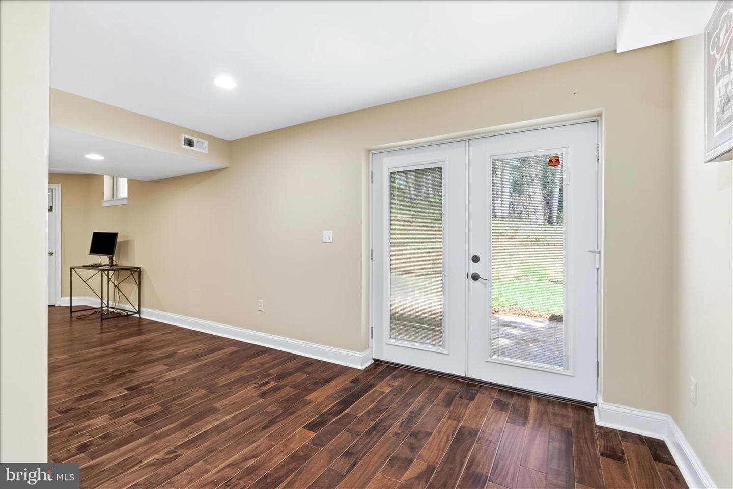 10848 Wolfsville Road photo 50