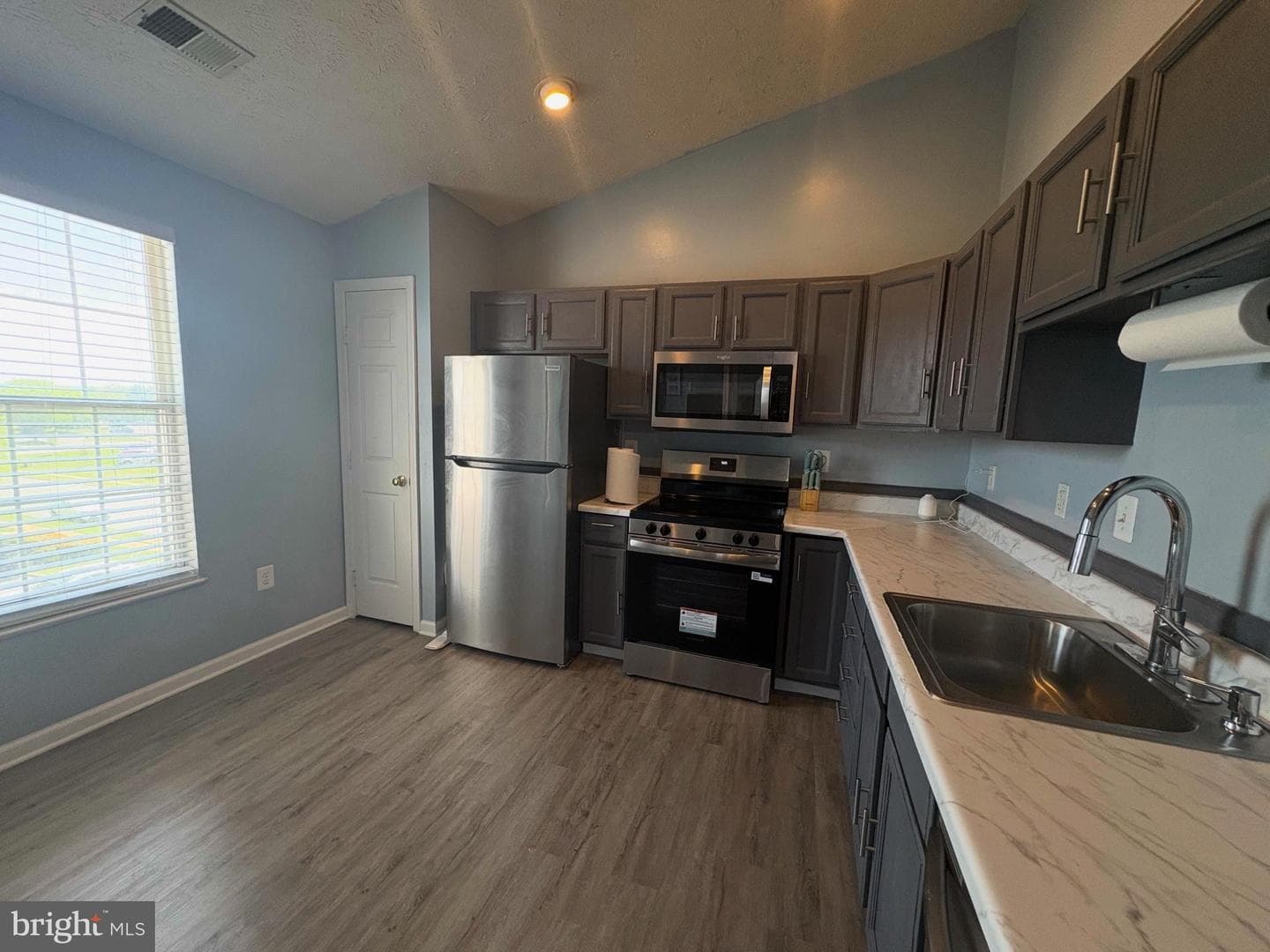 5600 Avonshire Place ##j photo 10