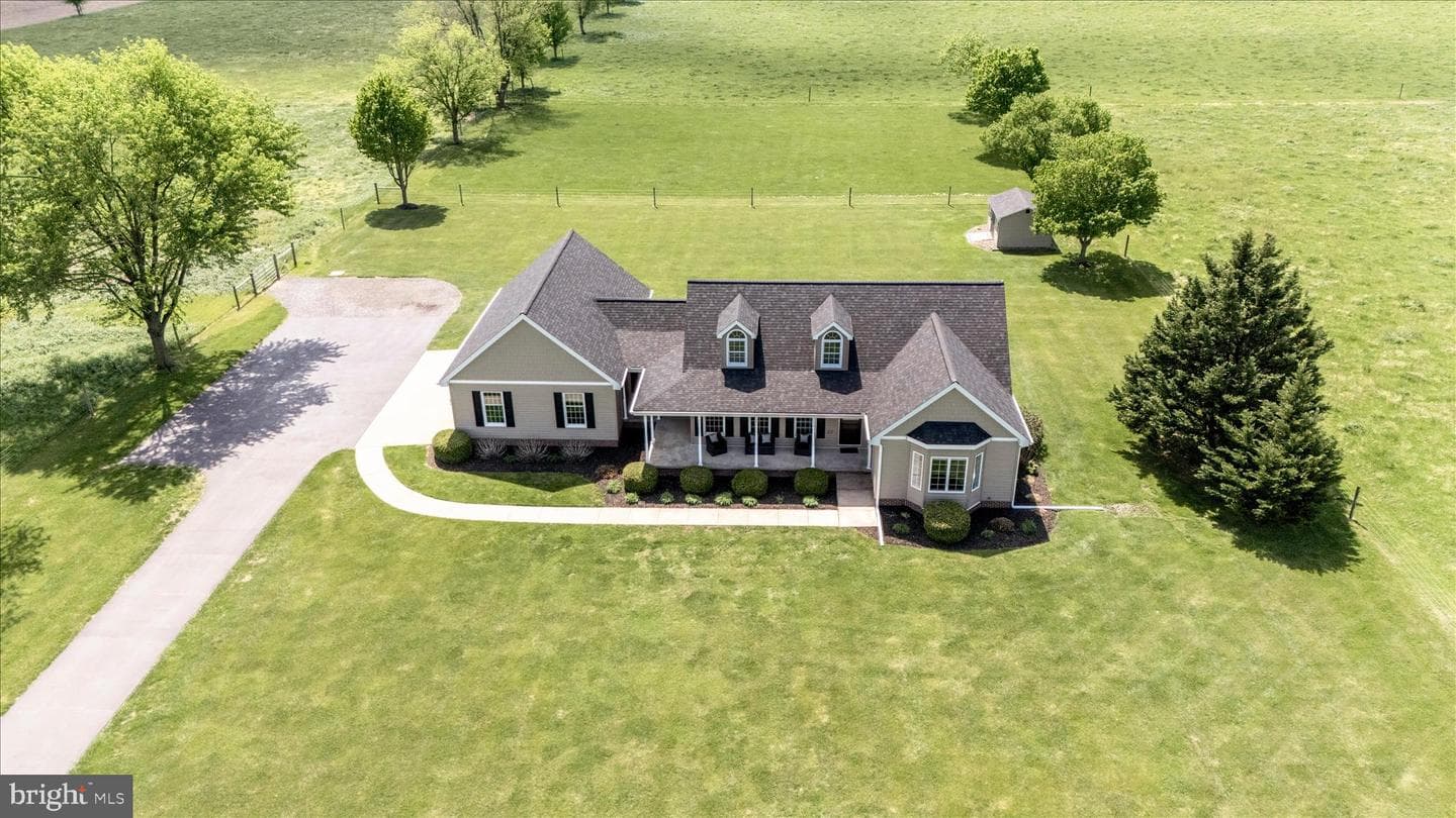 5955 Oland Road photo 2