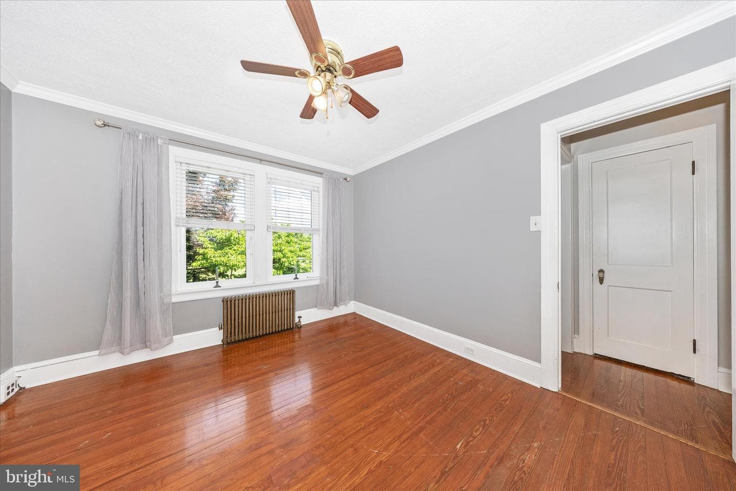 209 Monroe Avenue photo 31