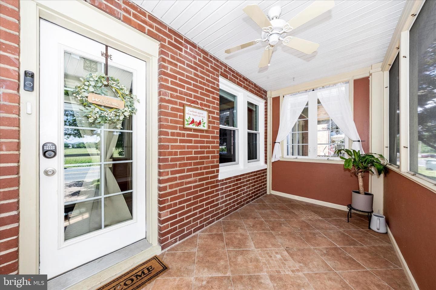 209 Monroe Avenue photo 40