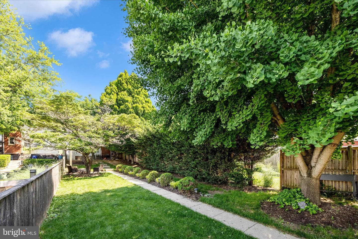 209 Monroe Avenue photo 43