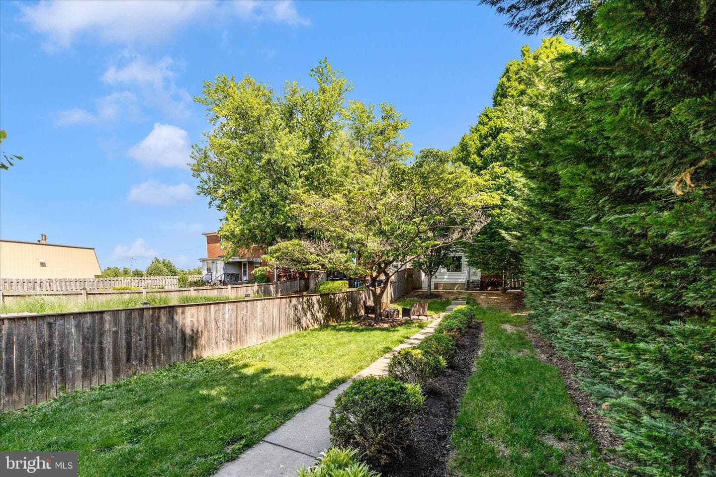 209 Monroe Avenue photo 44