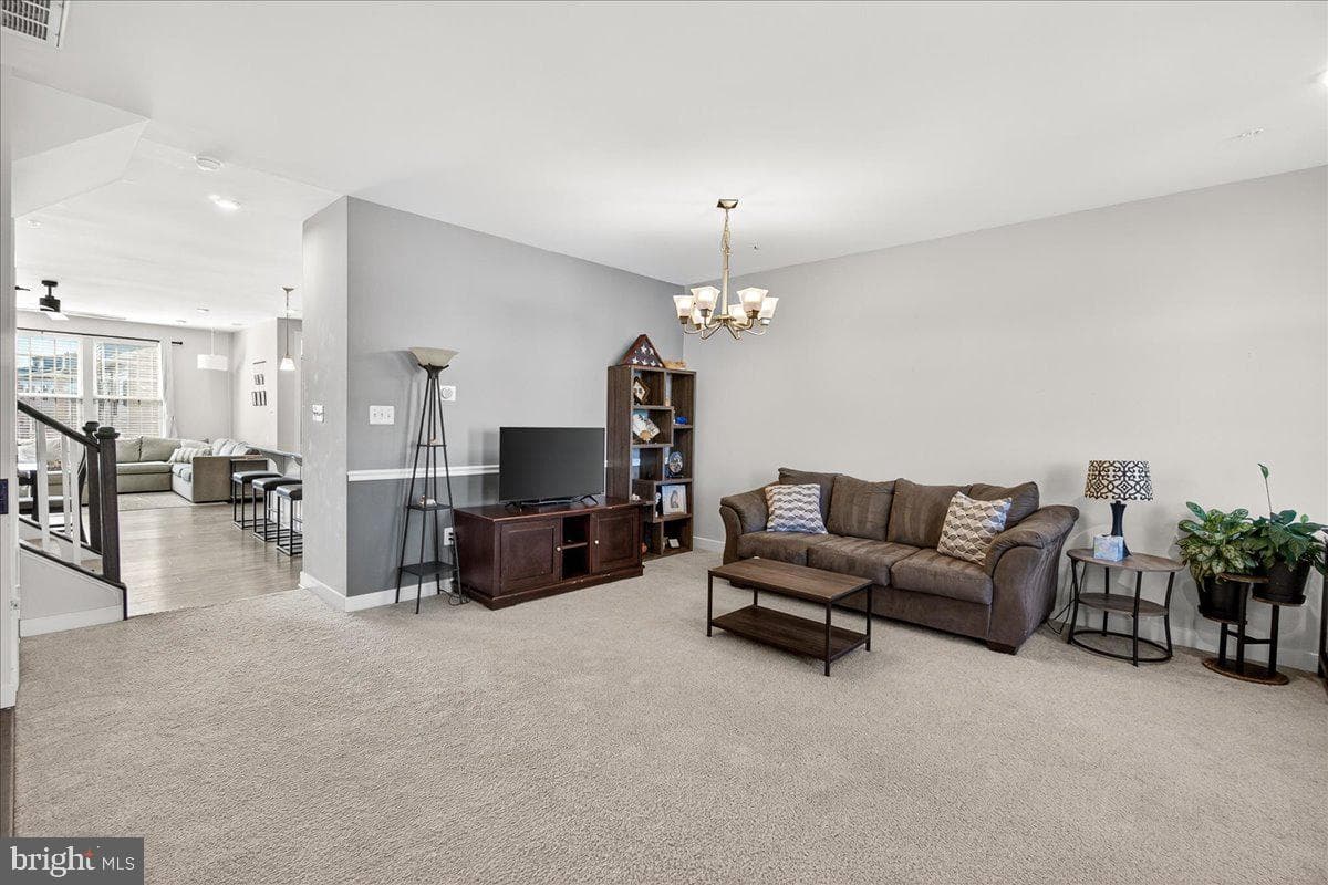 10115 Fosset Street photo 17