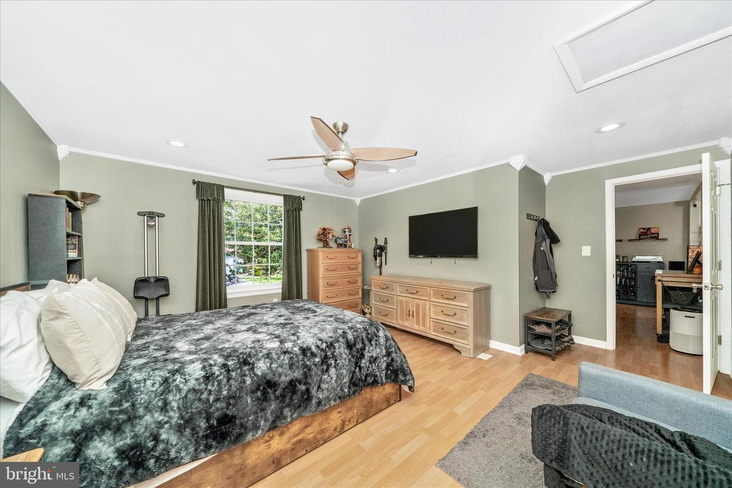 5696 Pebble Drive photo 16