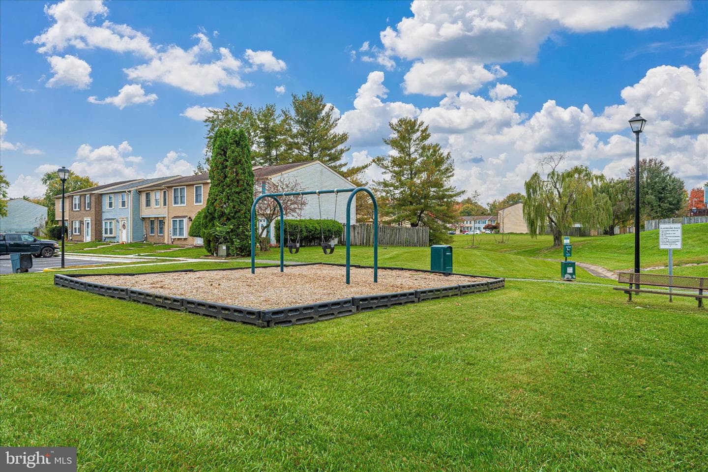 5696 Pebble Drive photo 35