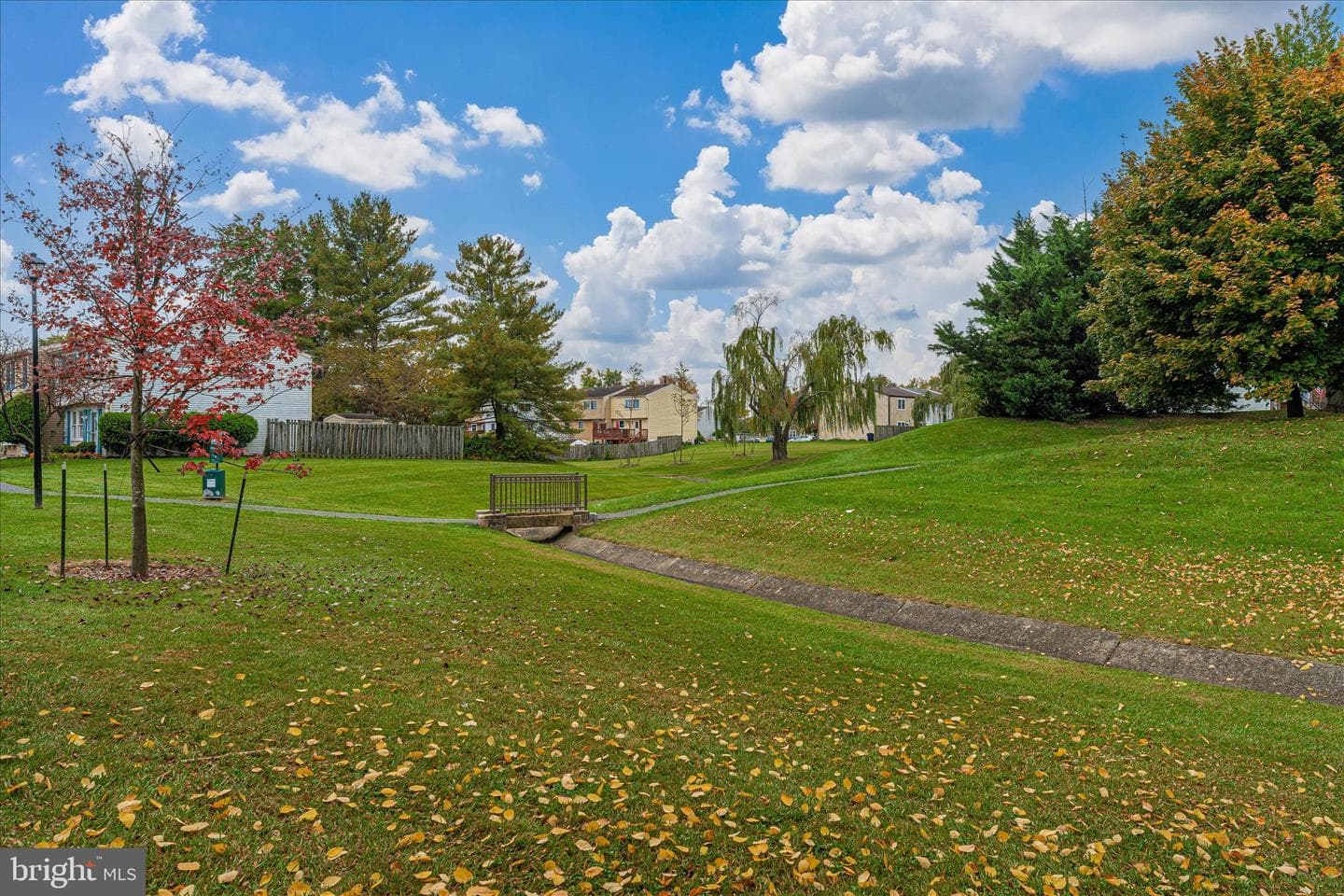 5696 Pebble Drive photo 36