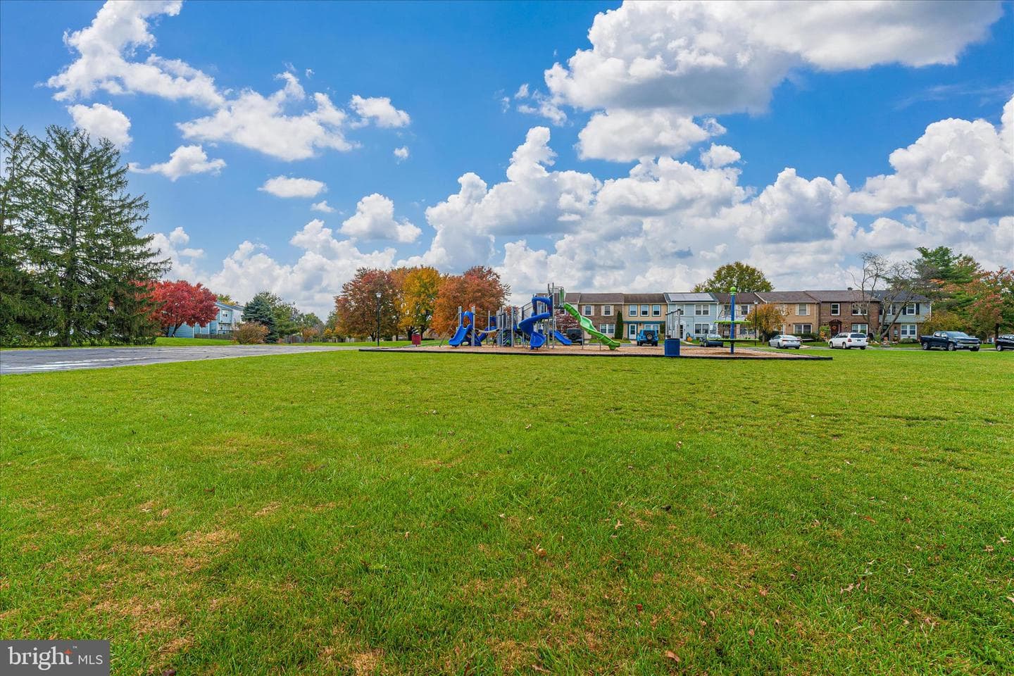 5696 Pebble Drive photo 37