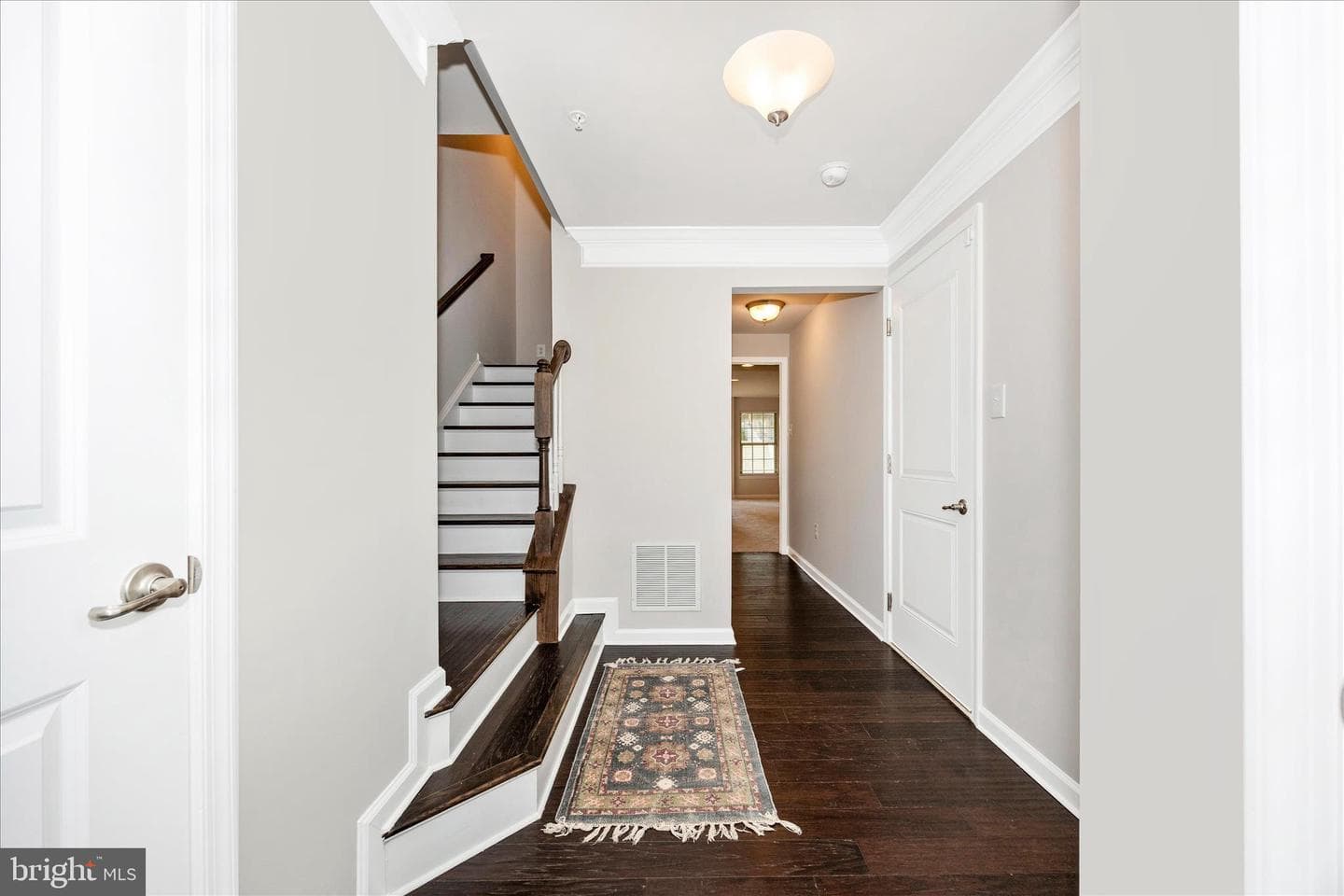 5812 Rochefort Street photo 28