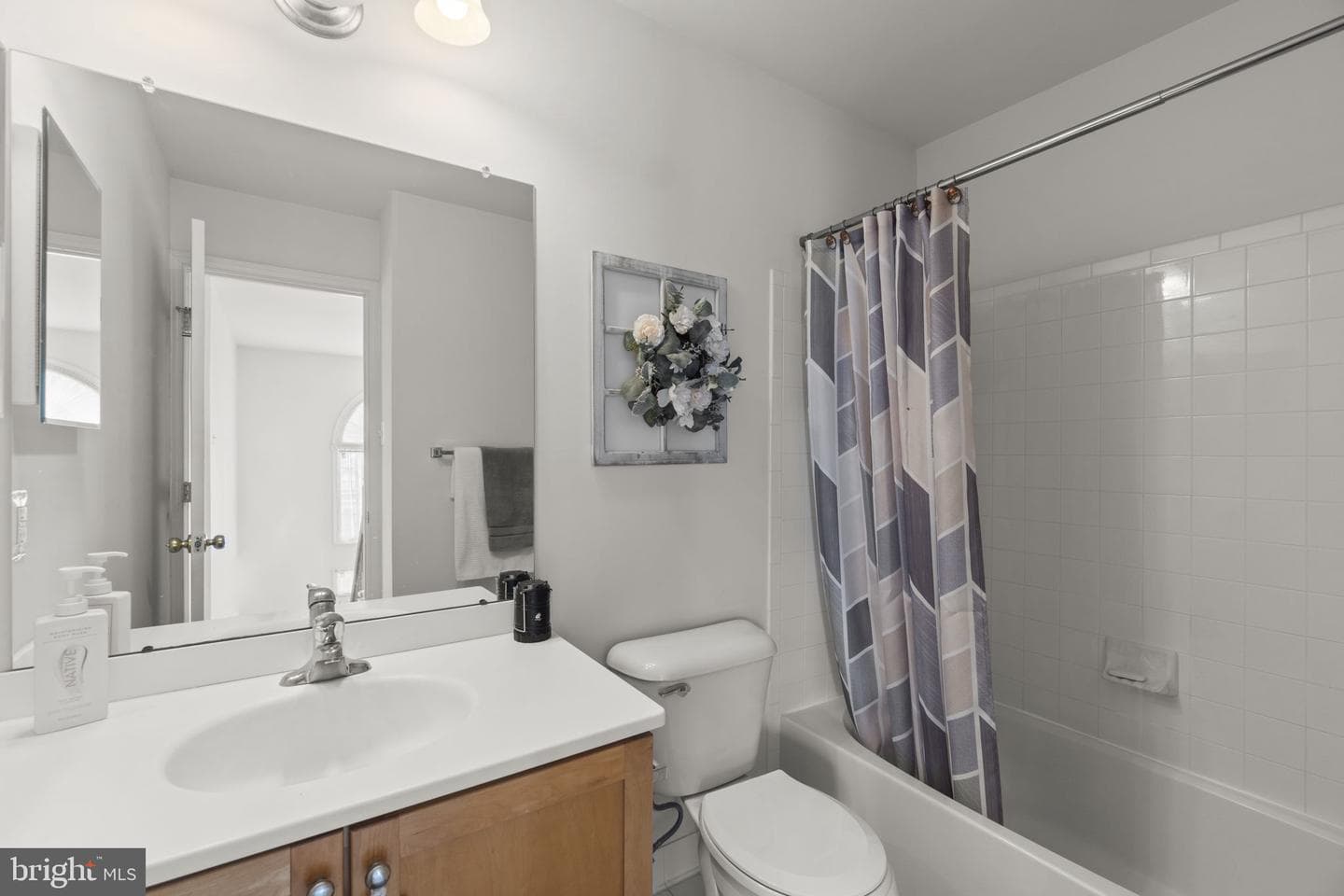 2553 Island Grove Boulevard photo 14