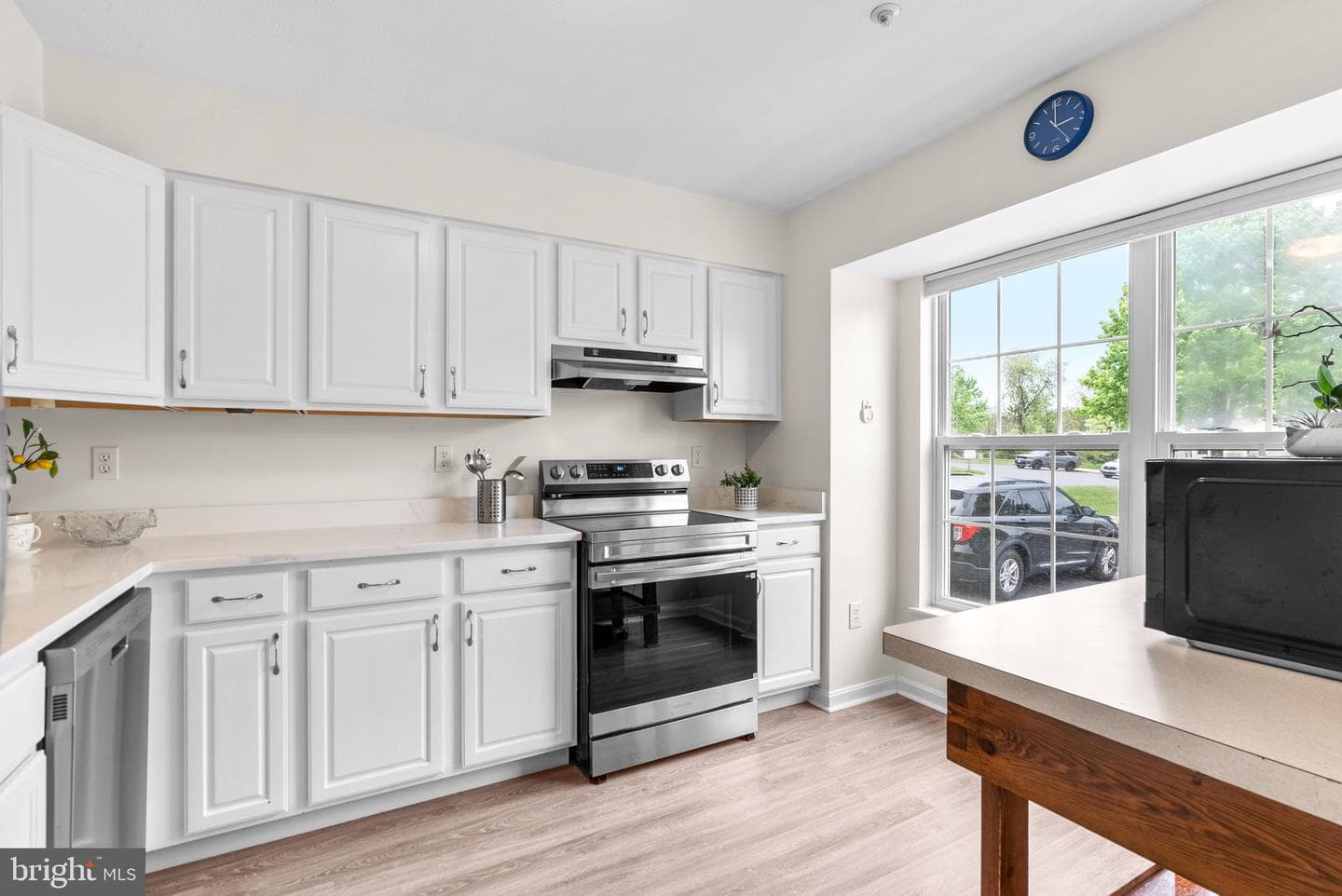 5609 Queen Anne Court photo 5