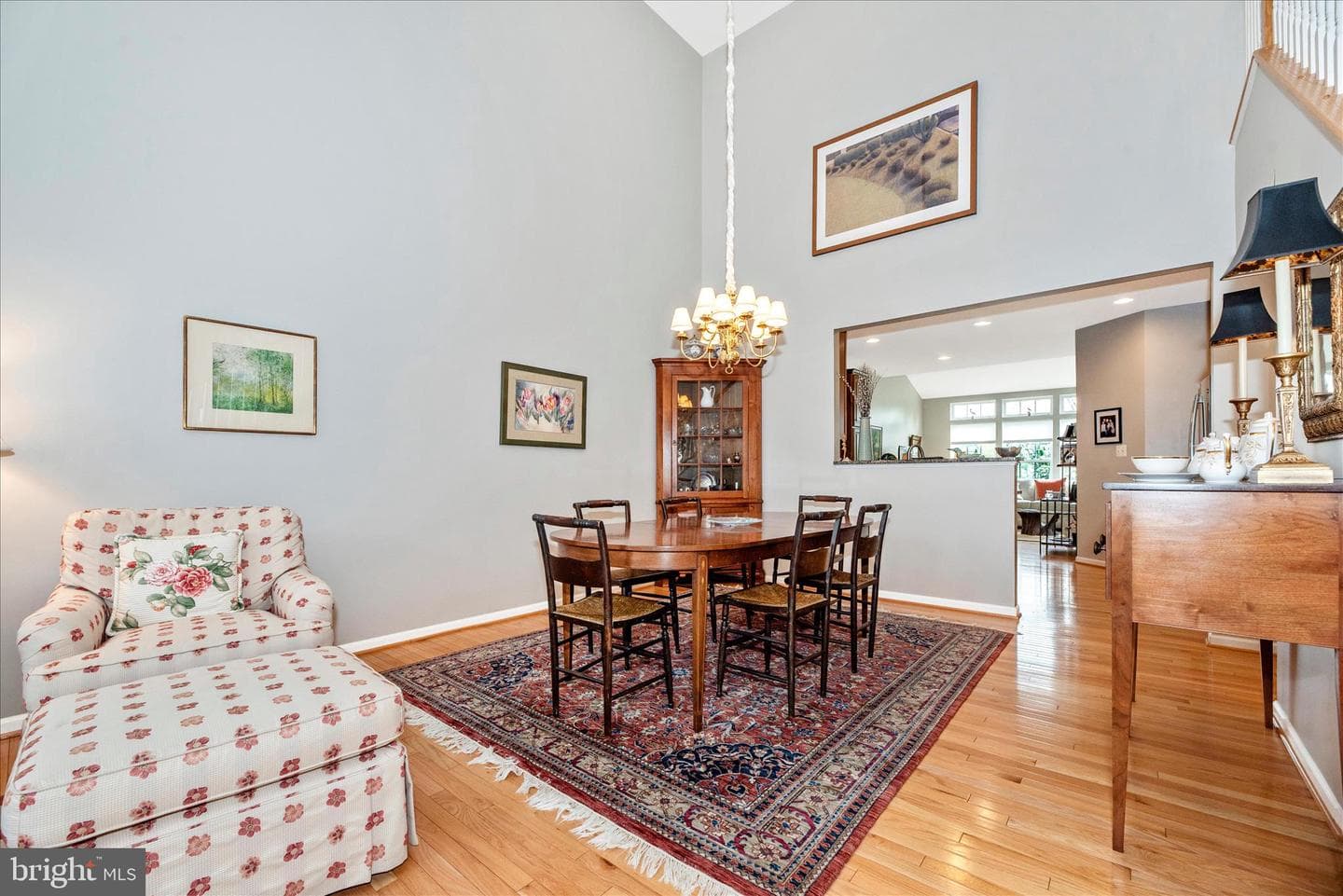 10604 Victorian Avenue photo 18