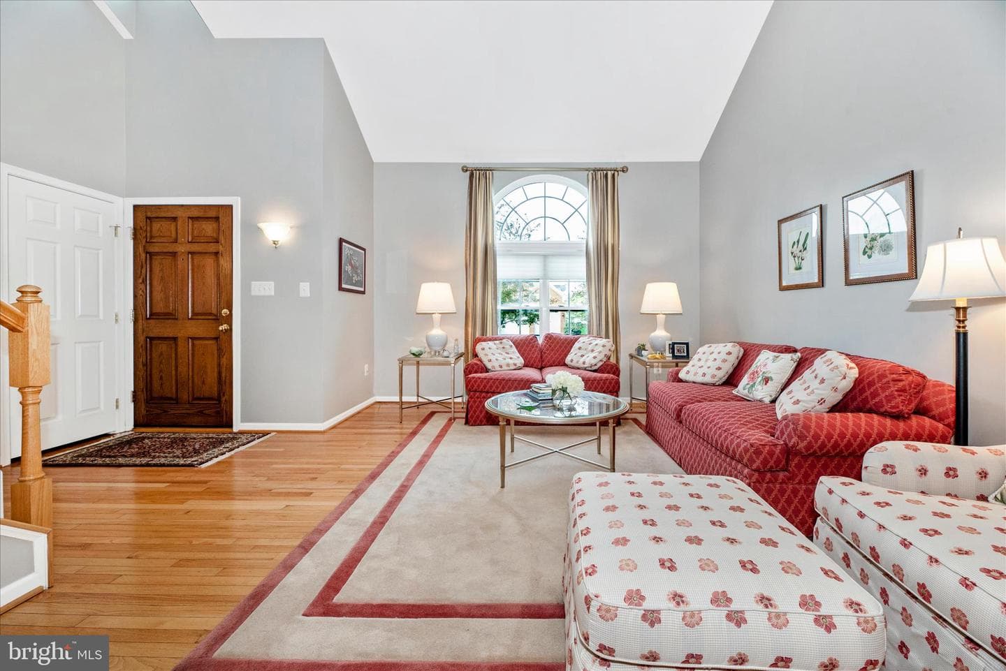 10604 Victorian Avenue photo 8