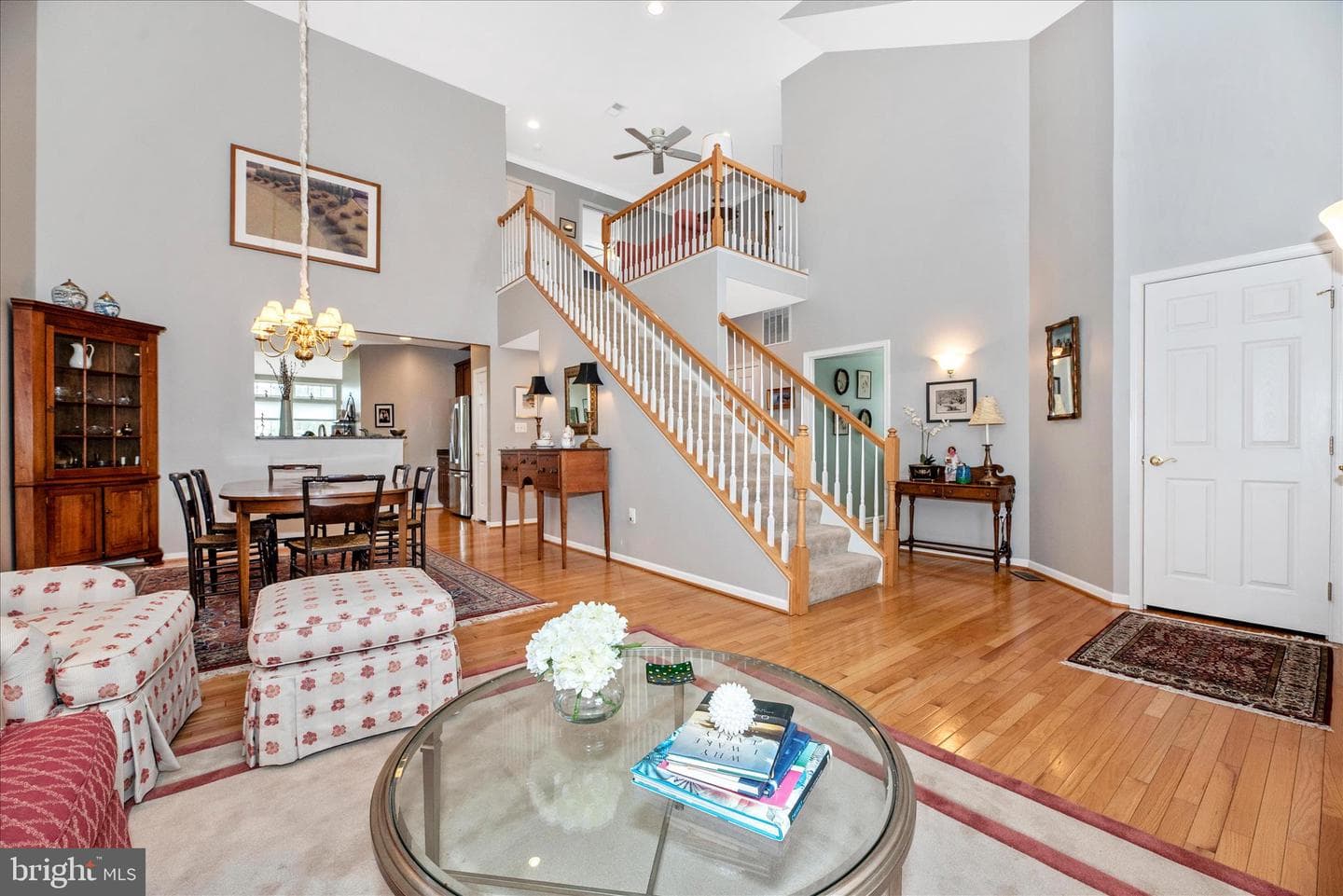 10604 Victorian Avenue photo 9