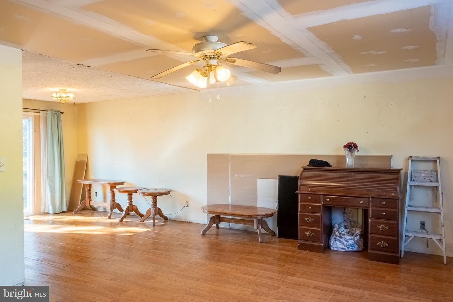 452 Center Street photo 21