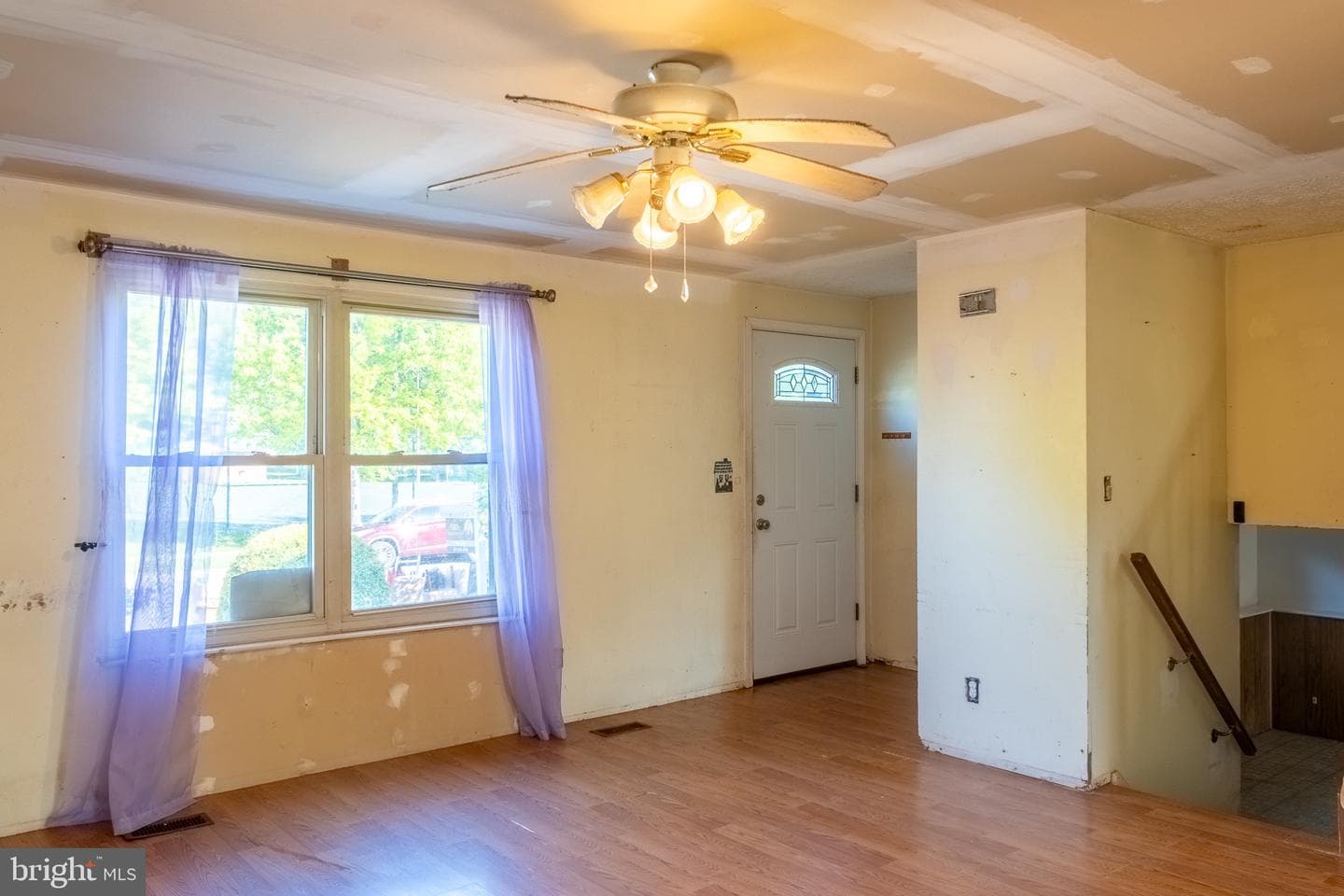 452 Center Street photo 23