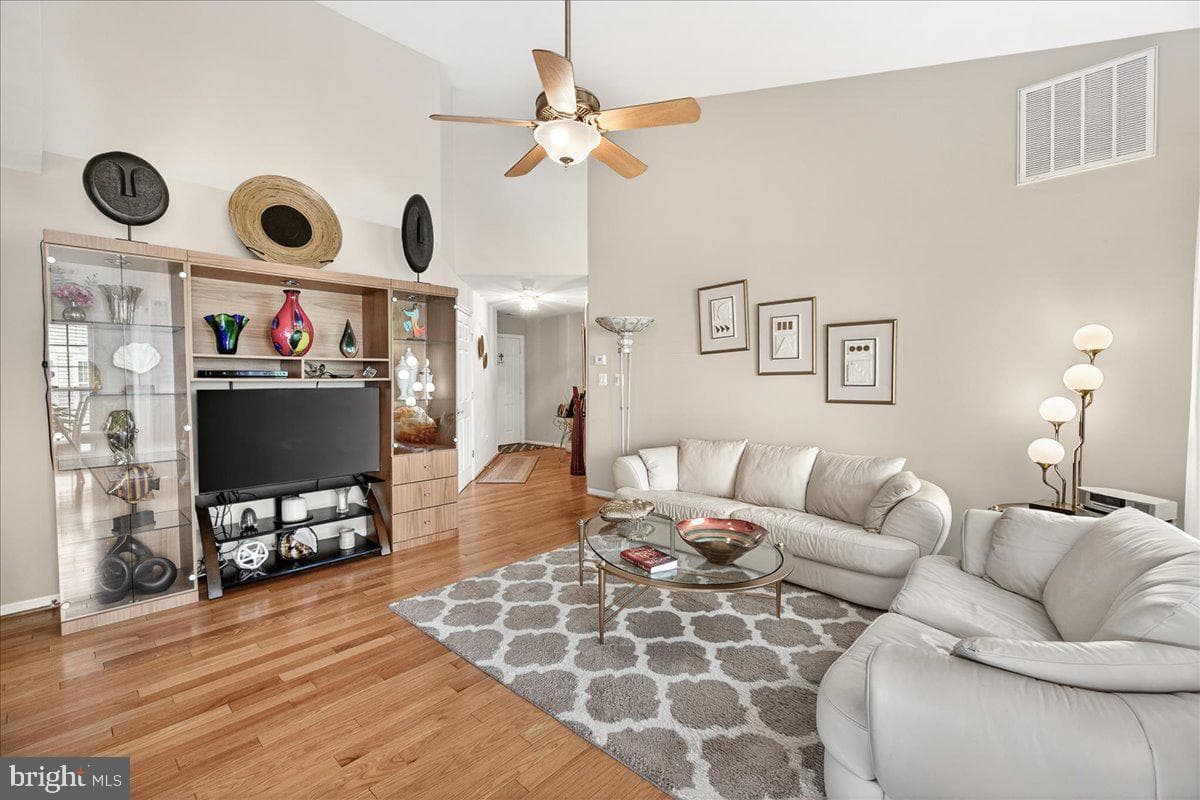 595 Cawley Drive #4 3c photo 10