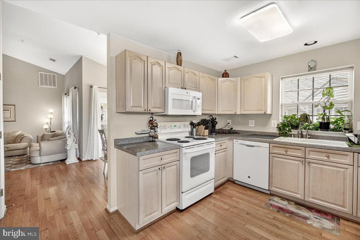 595 Cawley Drive #4 3c photo 14