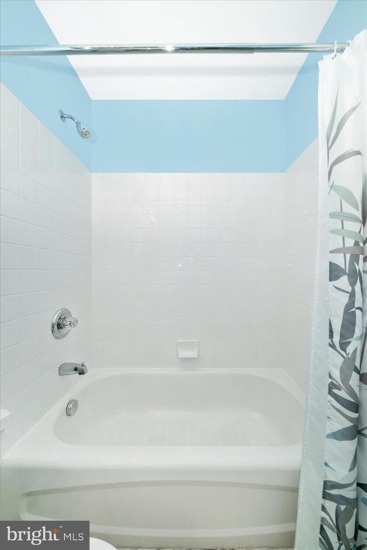 584 Ellison Court photo 45