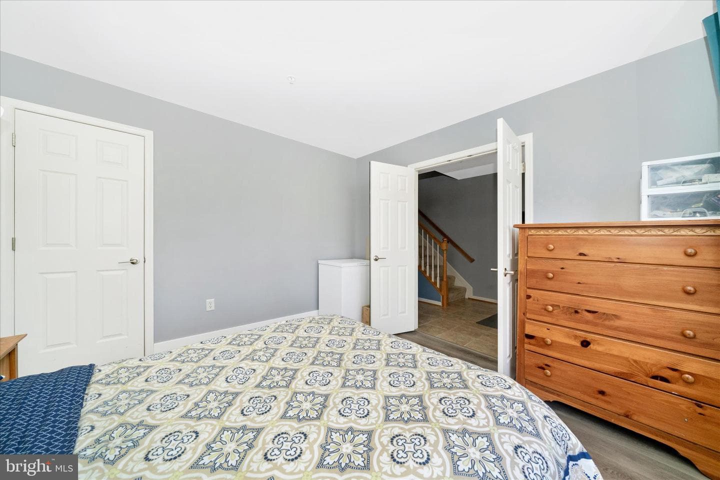 584 Ellison Court photo 9