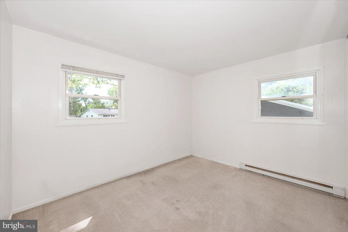 207 Barbara Street photo 21