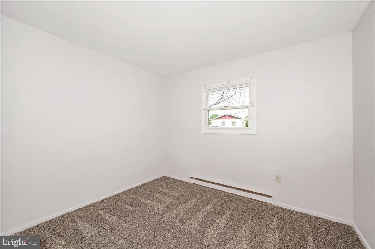 207 Barbara Street photo 25