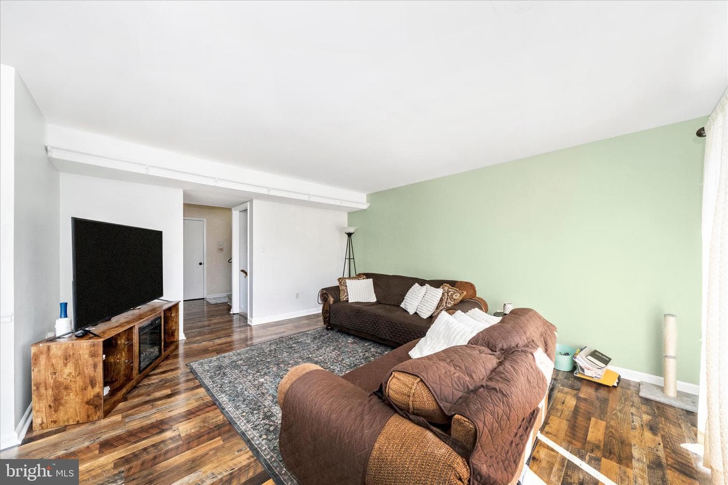 8801 Eureka Lane photo 17