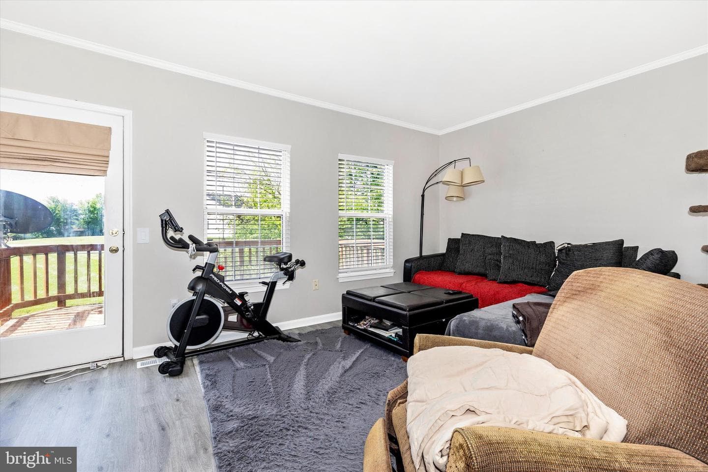 7083 Gresham Court W photo 9