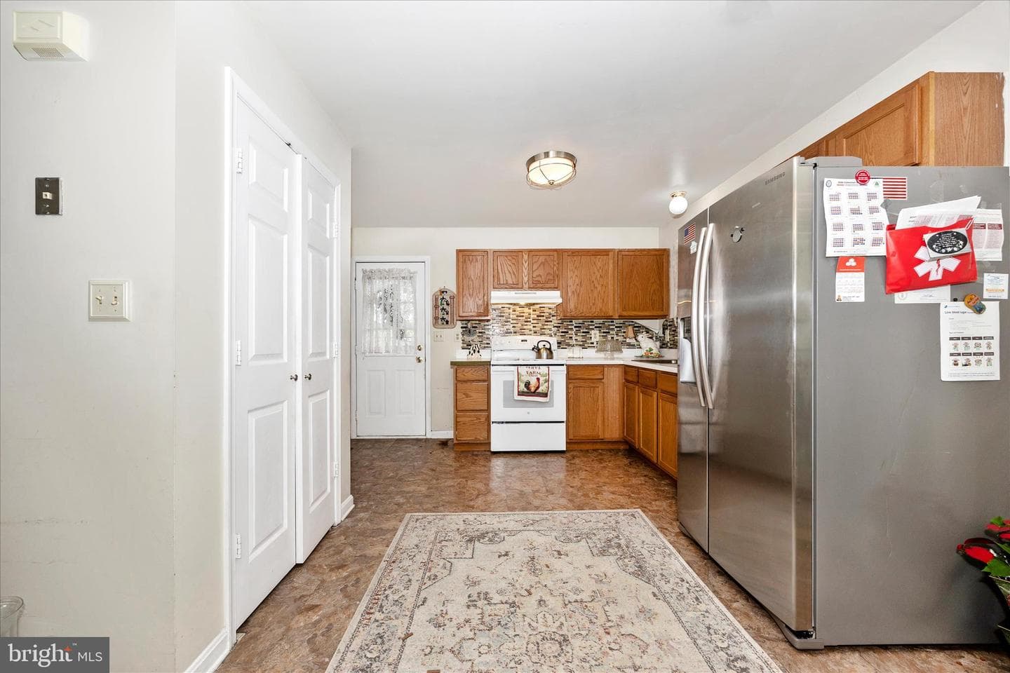 9549 Fingerboard Road photo 16