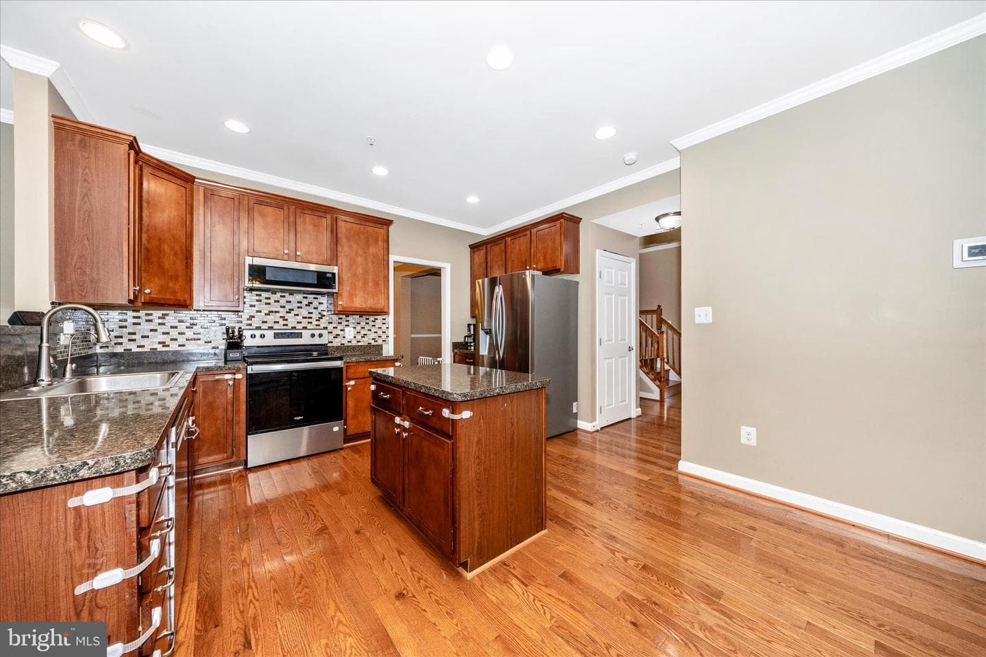 1801 Rileys Court S photo 10