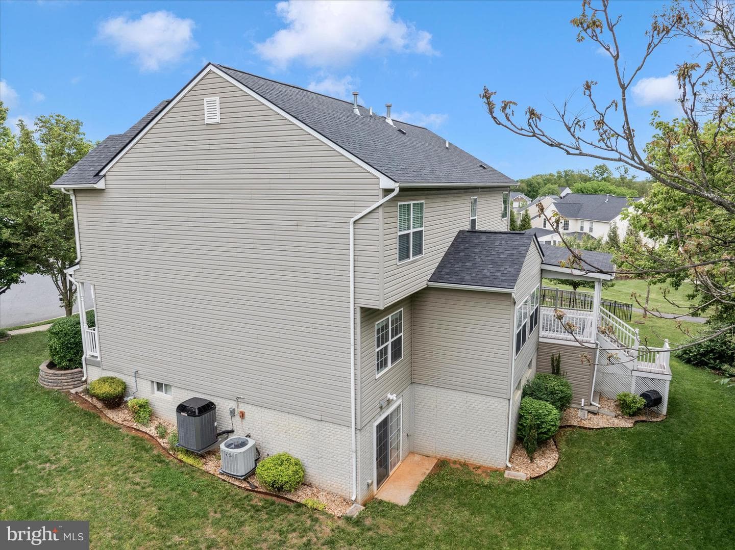 1801 Rileys Court S photo 53