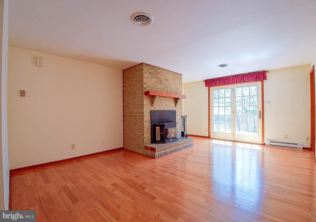 15601 Wildrose Court photo 12