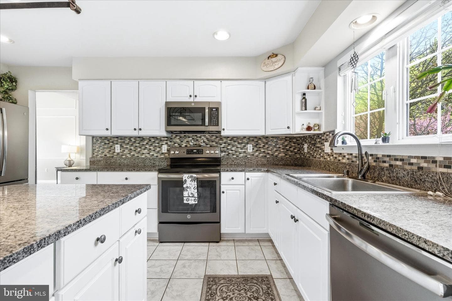 4114 Lomar photo 25