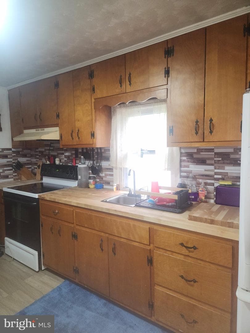 5703 Tobery Road photo 12