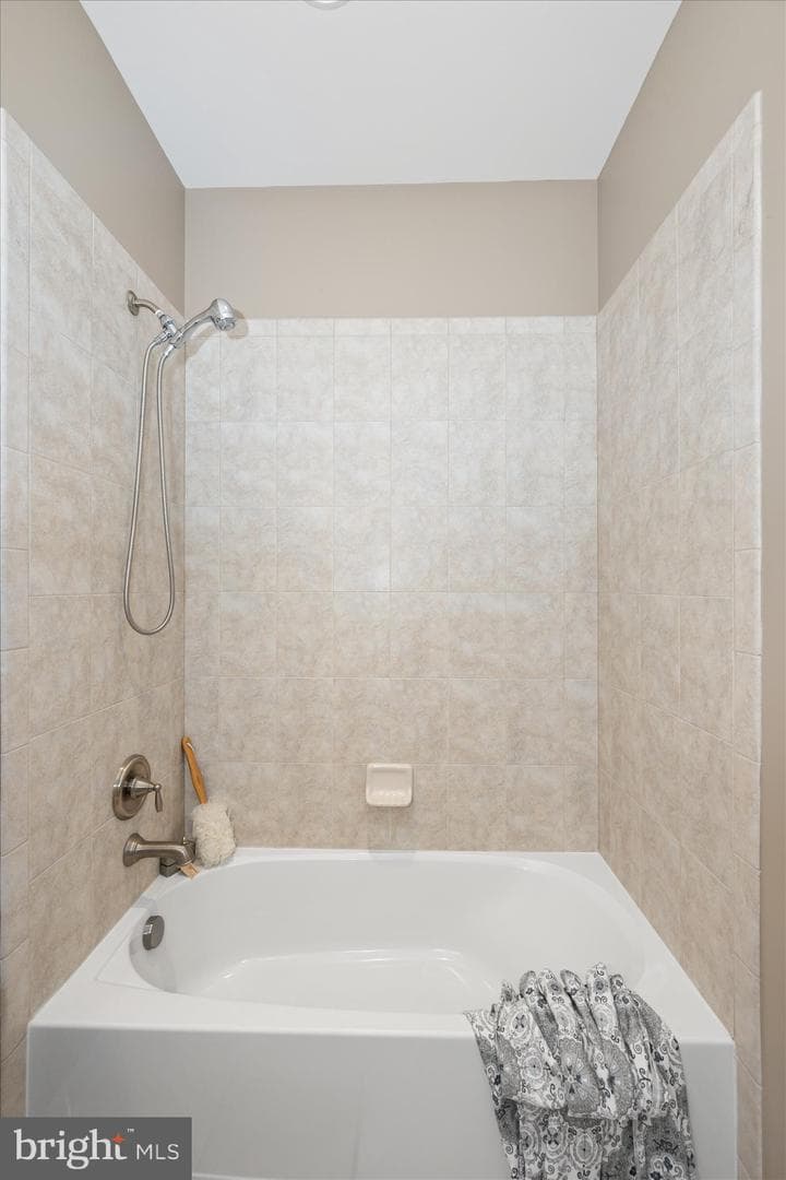9070 Mcpherson Street photo 54