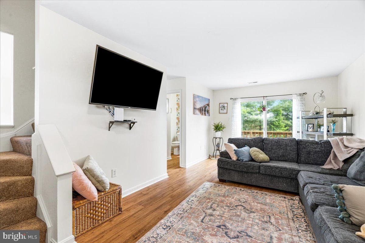 18 Robindale Drive photo 13