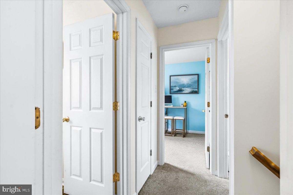 18 Robindale Drive photo 17