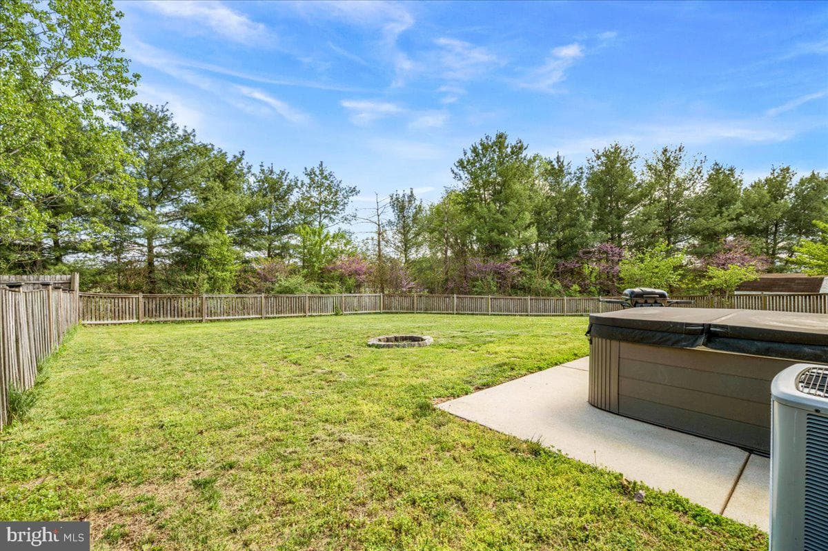18 Robindale Drive photo 36