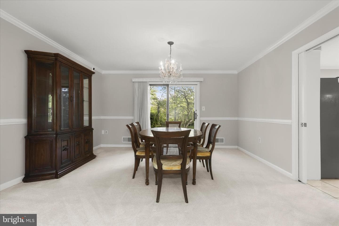 8208 Glendale Drive photo 4