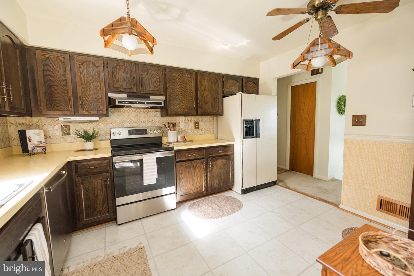 11307 Treeview Lane photo 8