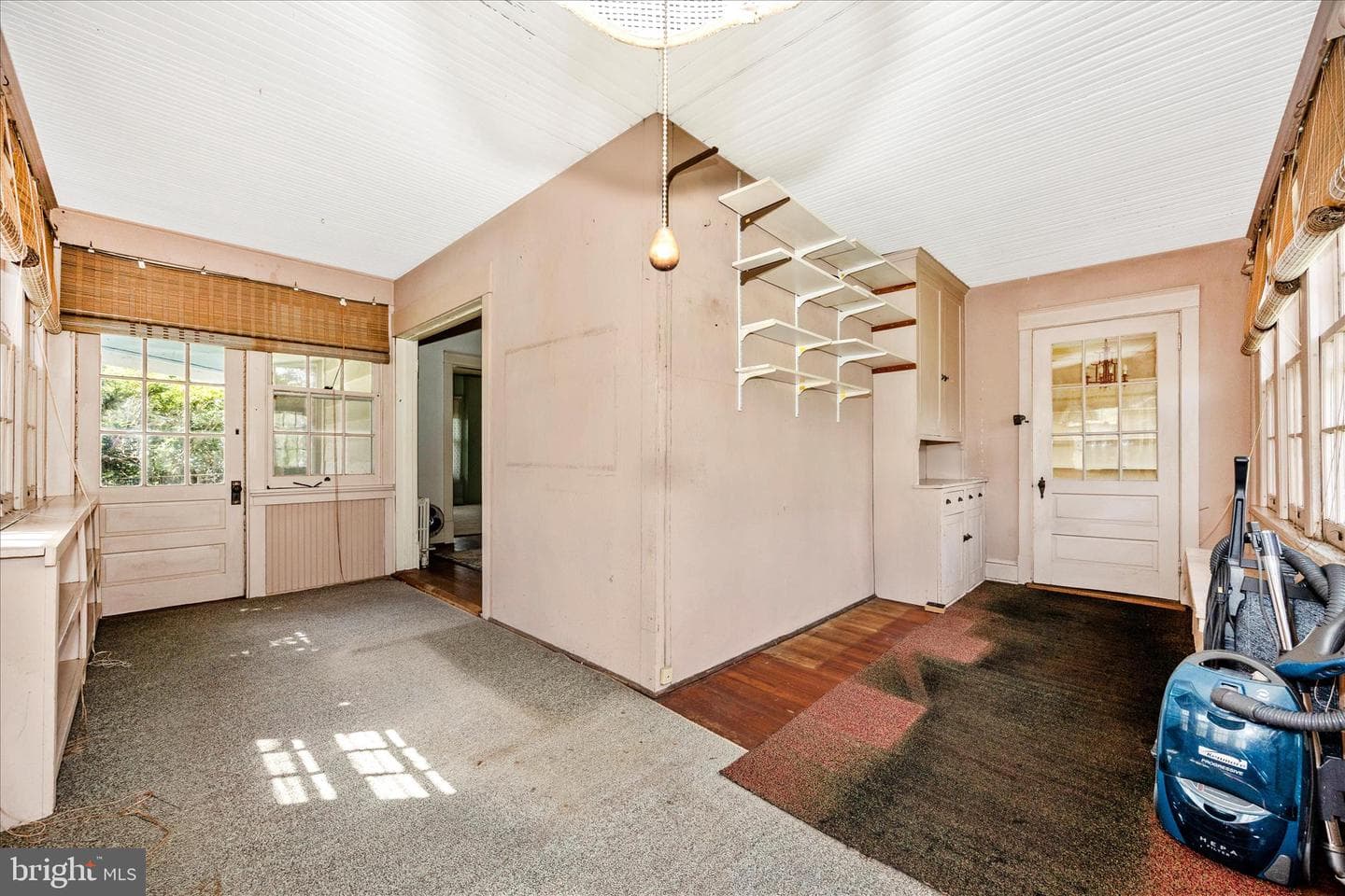 6645 Jefferson Boulevard photo 30