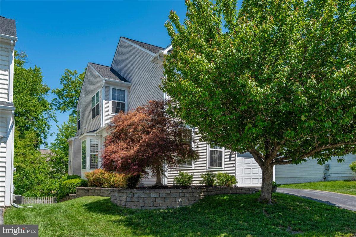 9718 Fleetwood Way photo 24