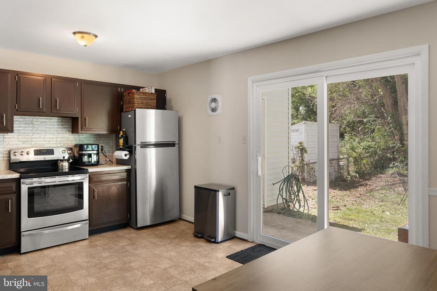 18 Wenner Drive photo 9