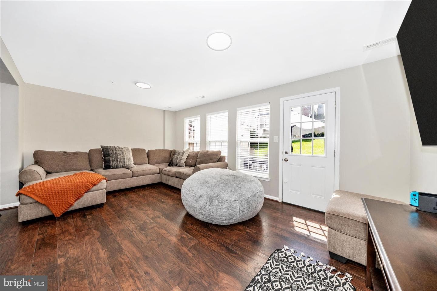 6631 Mcgrath Place photo 20