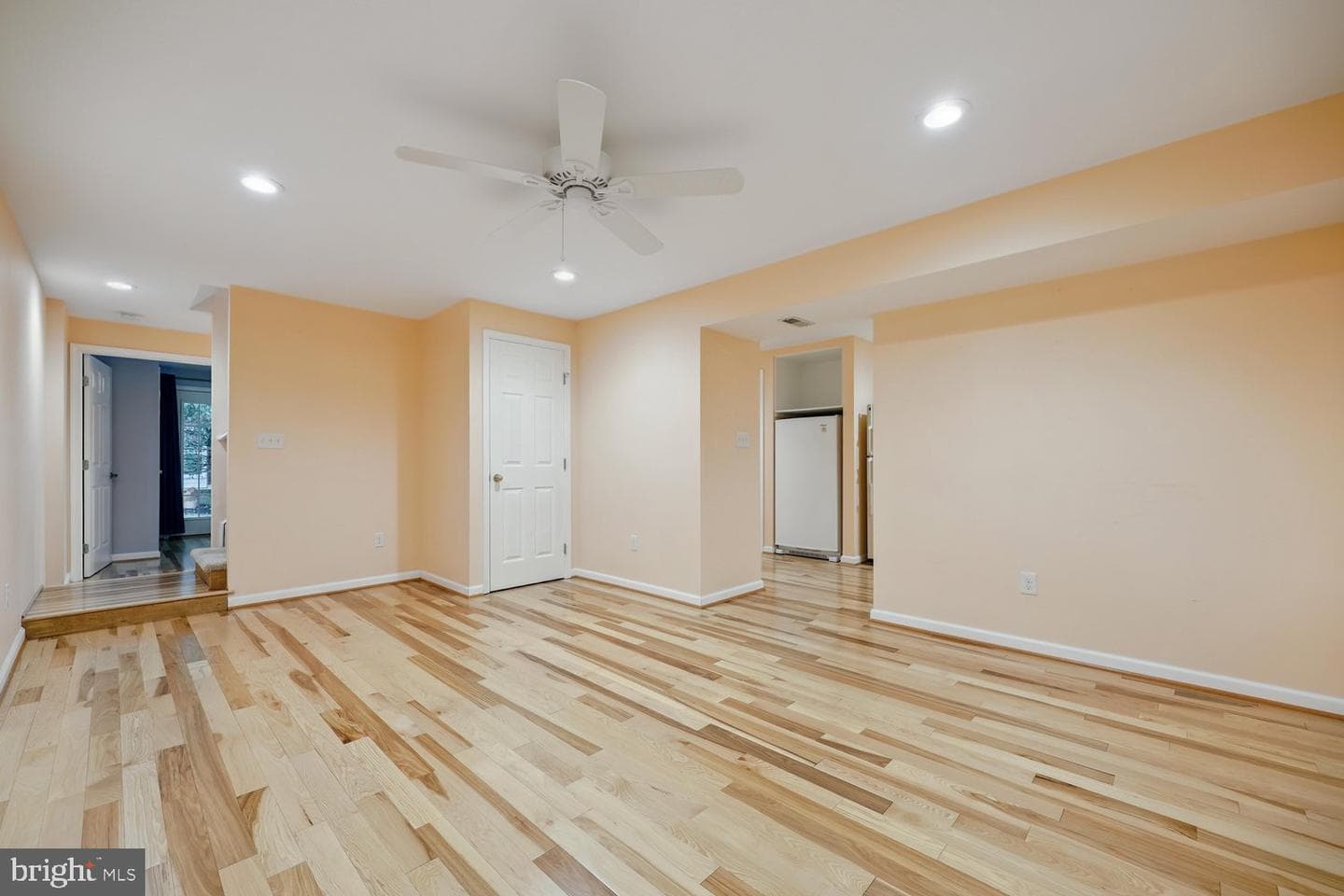6610 Commodore Court photo 41