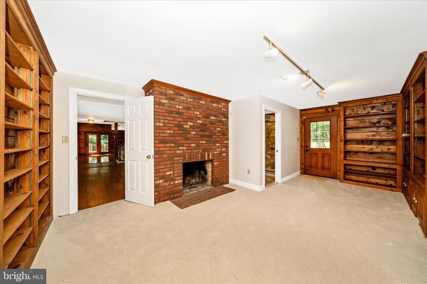 4509 Shaff Lane photo 16